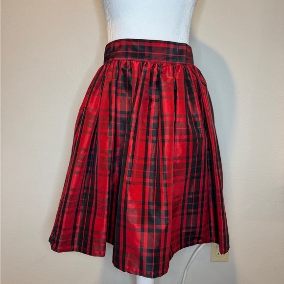 Liz Claiborne Dresses & Skirts - Liz Claiborne Red and Black Pleated A-Line Skirt Size 8